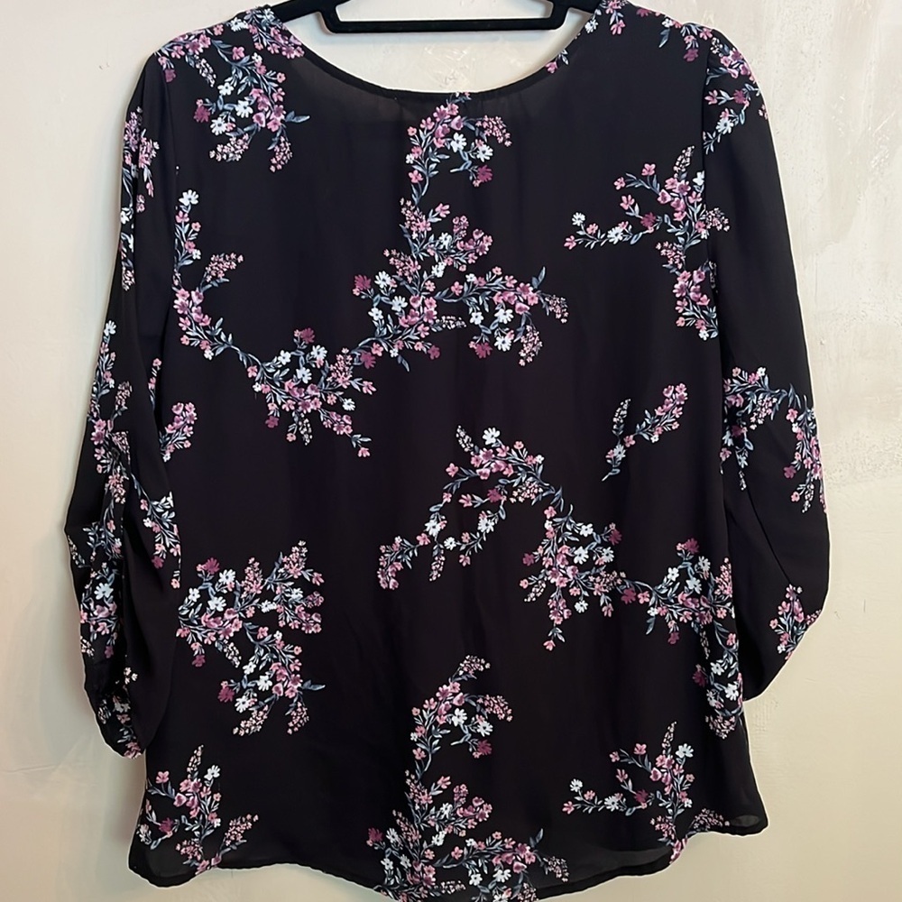 Pink Republic Rounded Neck Button Sleeve Blouse Size S - Picture 8 of 10